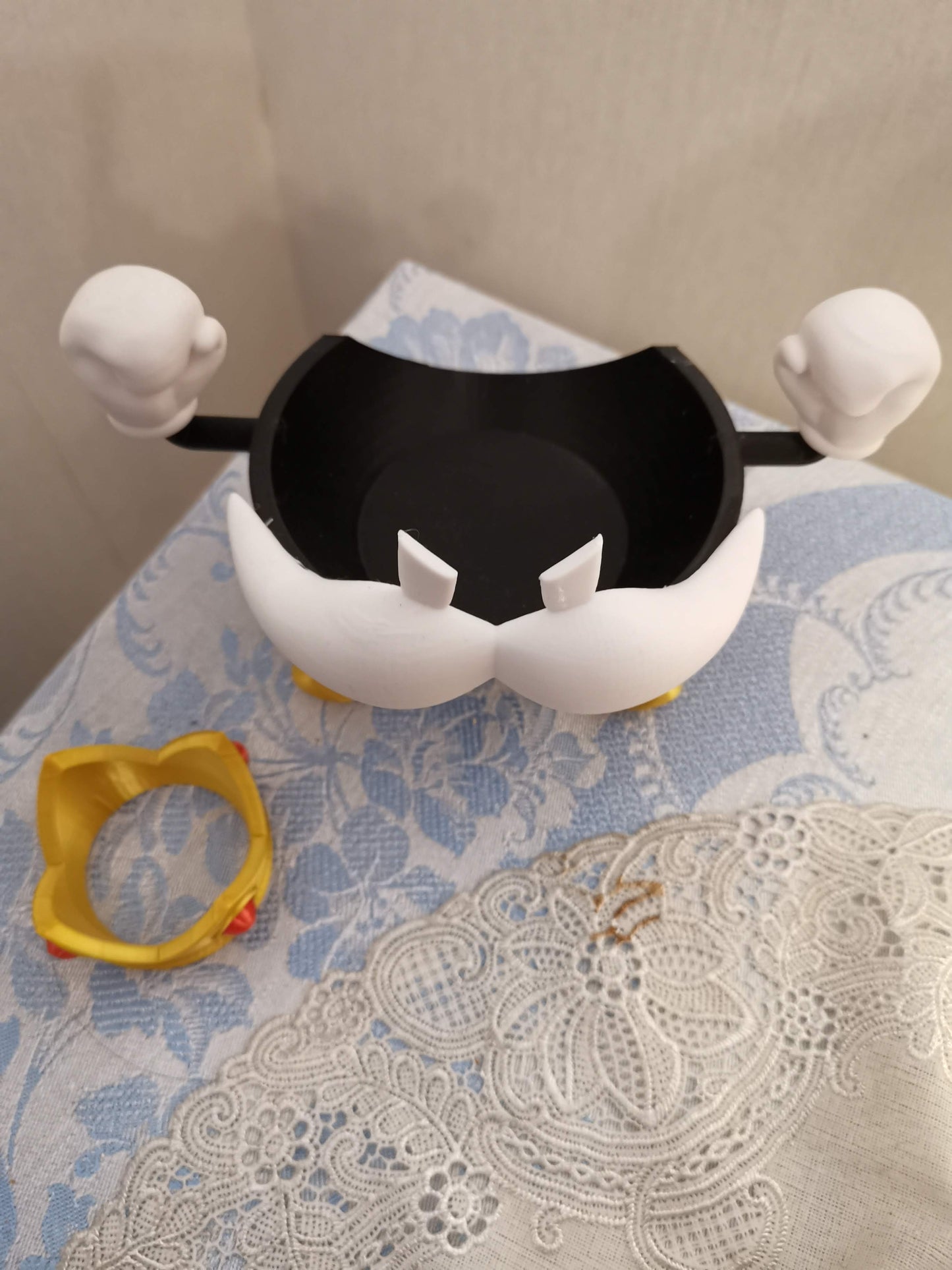 Bomb-omb Alexa Echo holder assembly close up