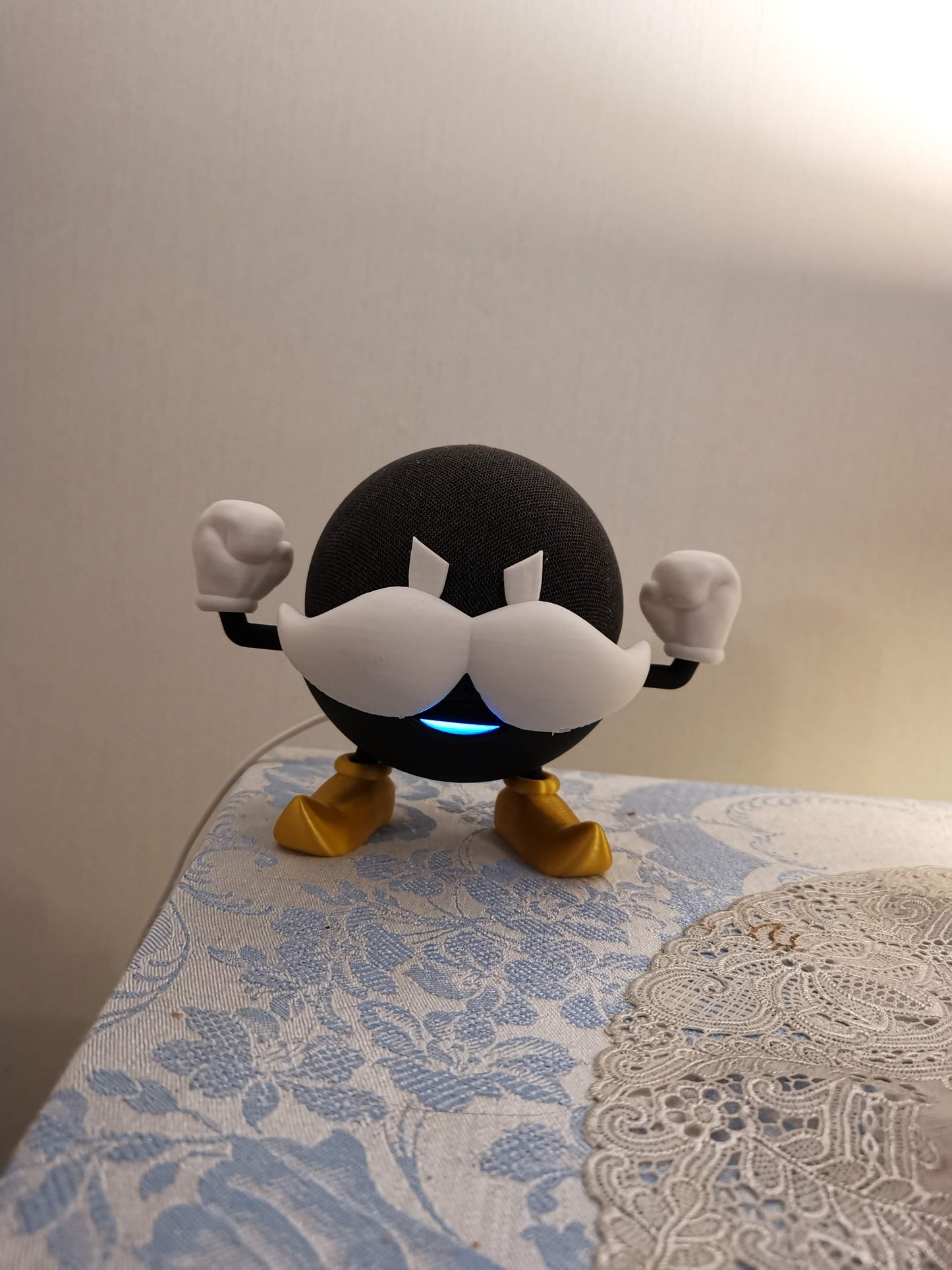 Bomb-omb Alexa Echo holder without crown