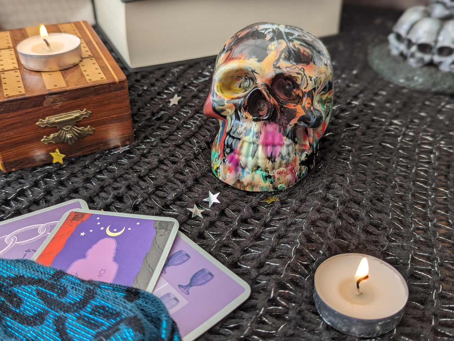 Marbled skull ornament from 3D printer waste close up