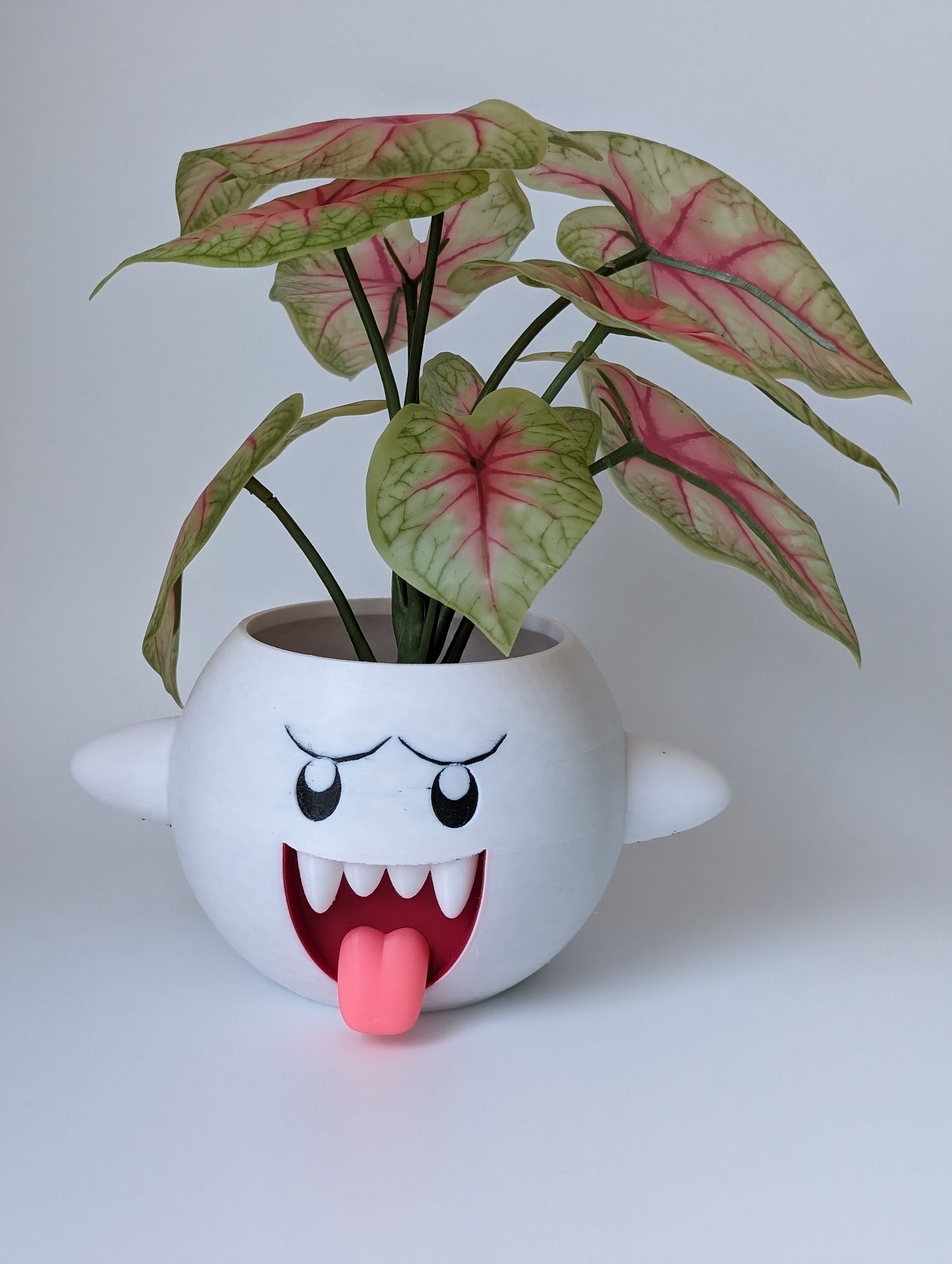 Mario Boo planter from the front close up