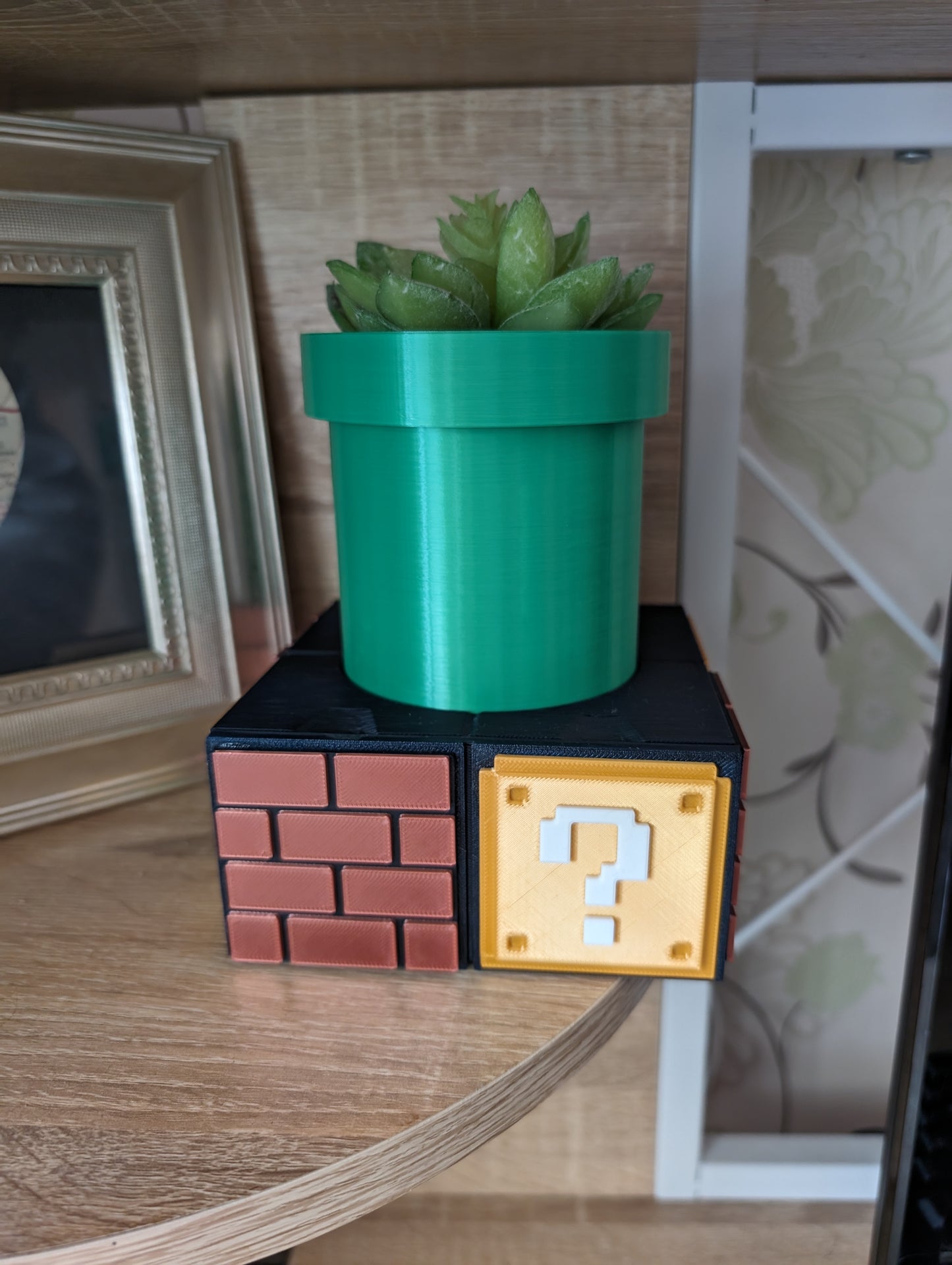 Mario desk organiser from a close up front angle