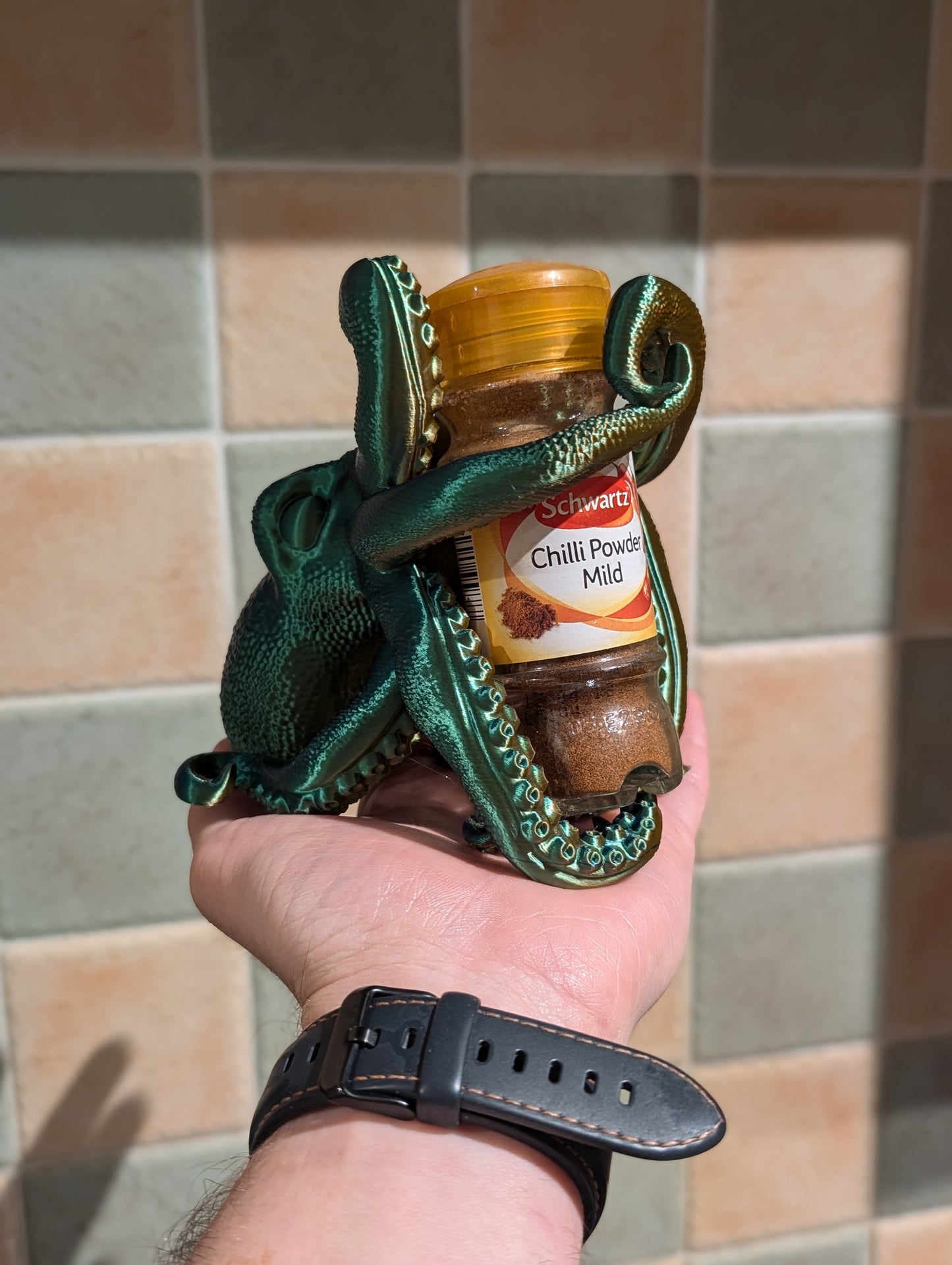 Octopus Rum Bottle Holder – Home bar decor for spirits, wine and smaller bottles