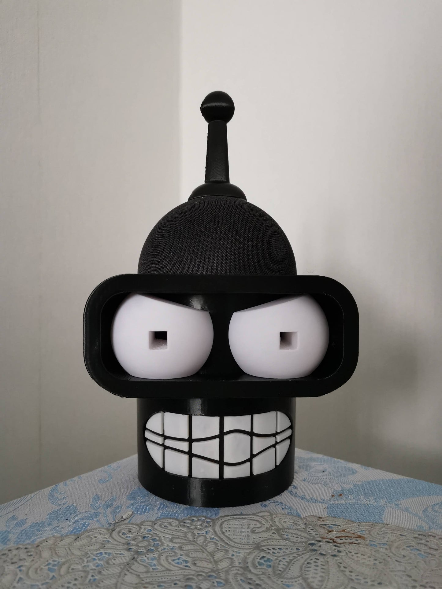 Bender Alexa Echo holder from the front close up (in black)