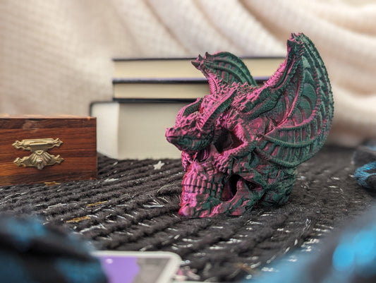 Dragon on skull ornament in 2-tone filament close up