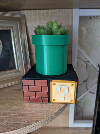 Mario desk organiser from a close up front angle