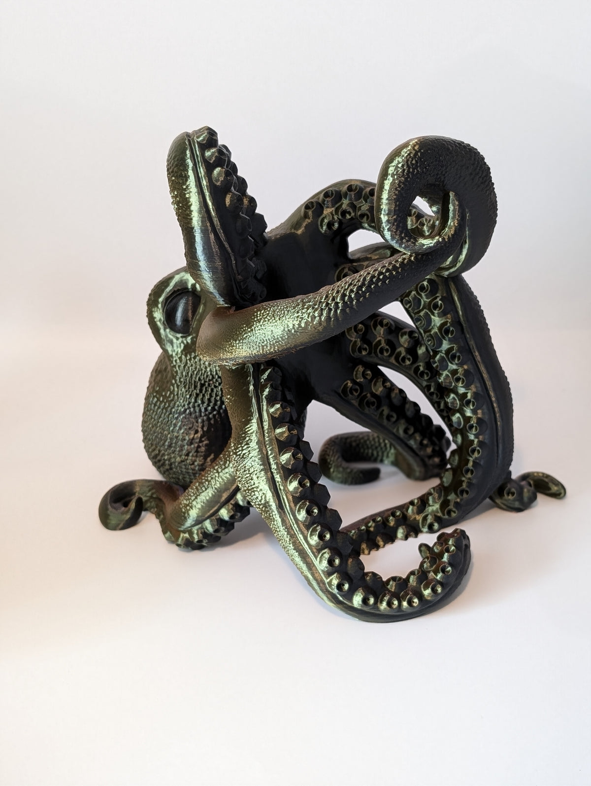Octopus Bottle Holder for Rum & Wine – 3D printed kraken decor, product photo 2 of 11